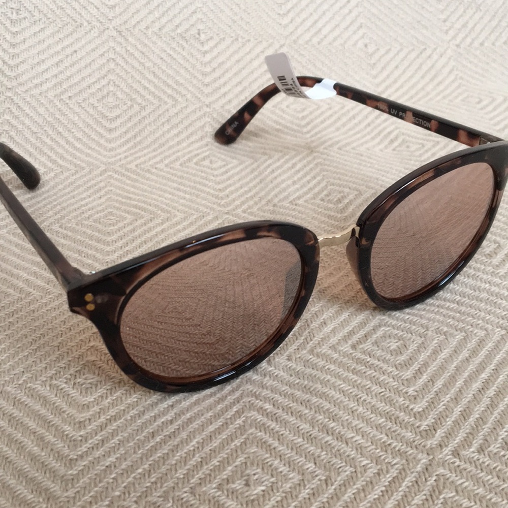 Round Reflective Sunglasses